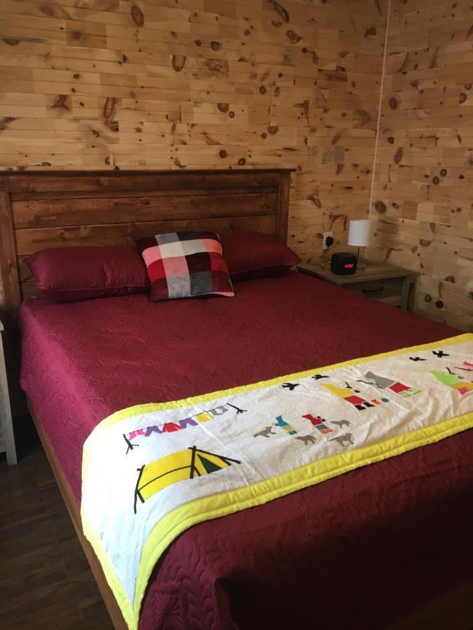 Raleigh Rooms & Taylor'S Crafts Eksteriør billede