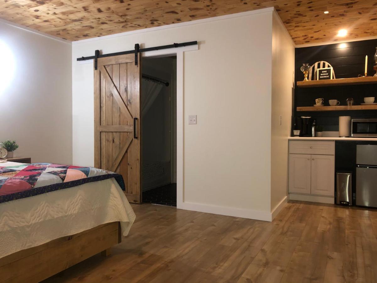 Raleigh Rooms & Taylor'S Crafts Eksteriør billede
